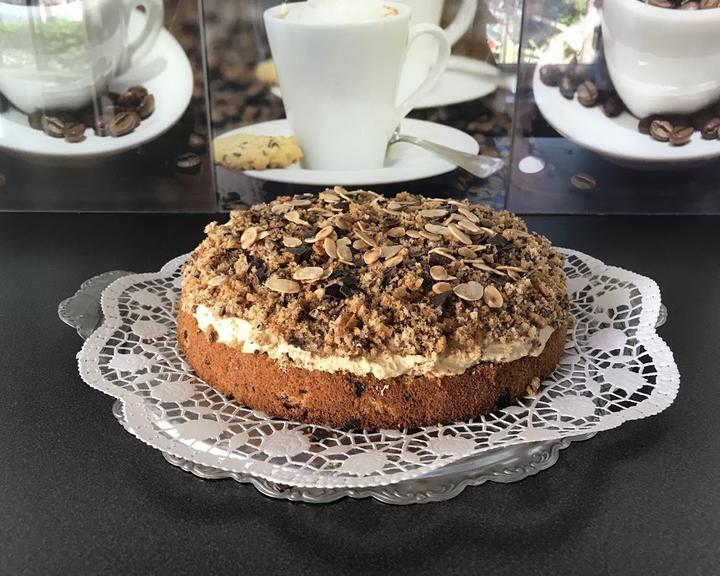 Nadjas kleiner Kuchen- und Kaffee-Garten